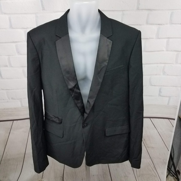 Guess Satin Trim Blazer NWOT - Picture 3 of 9